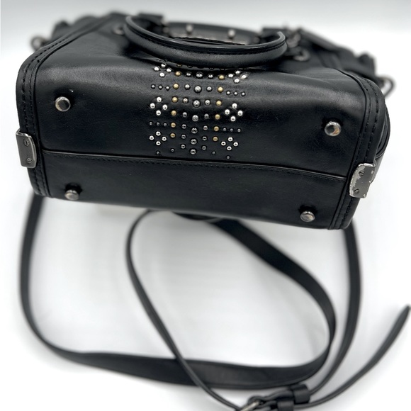 🌺Coach BANDANA RIVETS BLACK SWAGGER 21 LEATHER SATCHEL🌸🌺 - Picture 7 of 10